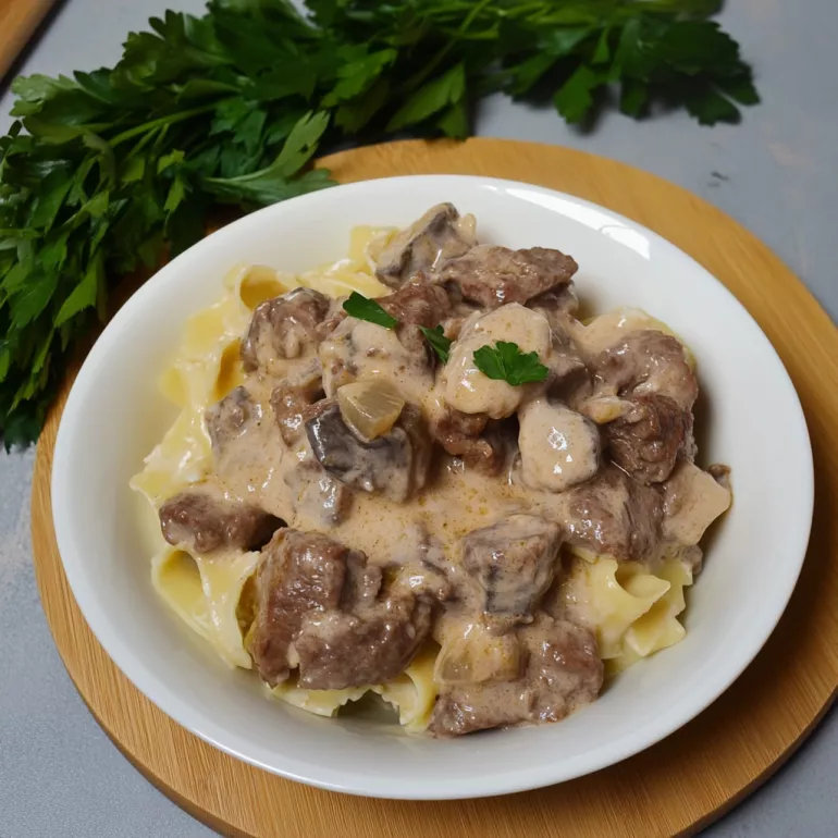 Beef Stroganoff Delight: Savor This Easy Recipe Today!