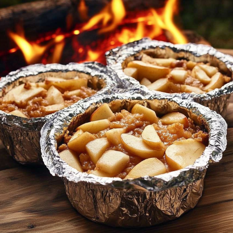 Campfire Apple Crisp in Foil Packets: A Delicious Treat!