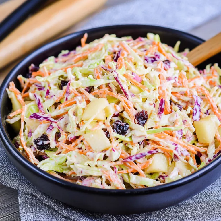 Crispy Apple Cranberry Coleslaw: A Delightful Crunch!