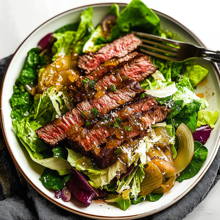 Steak and Caramelized Onion Salad: A Savory Delight!