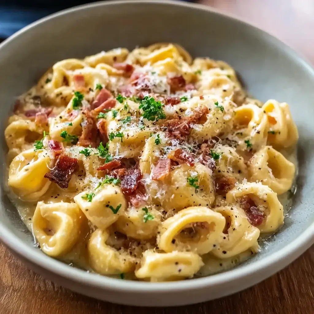 Creamy Tortellini Carbonara: Discover the Ultimate Recipe!