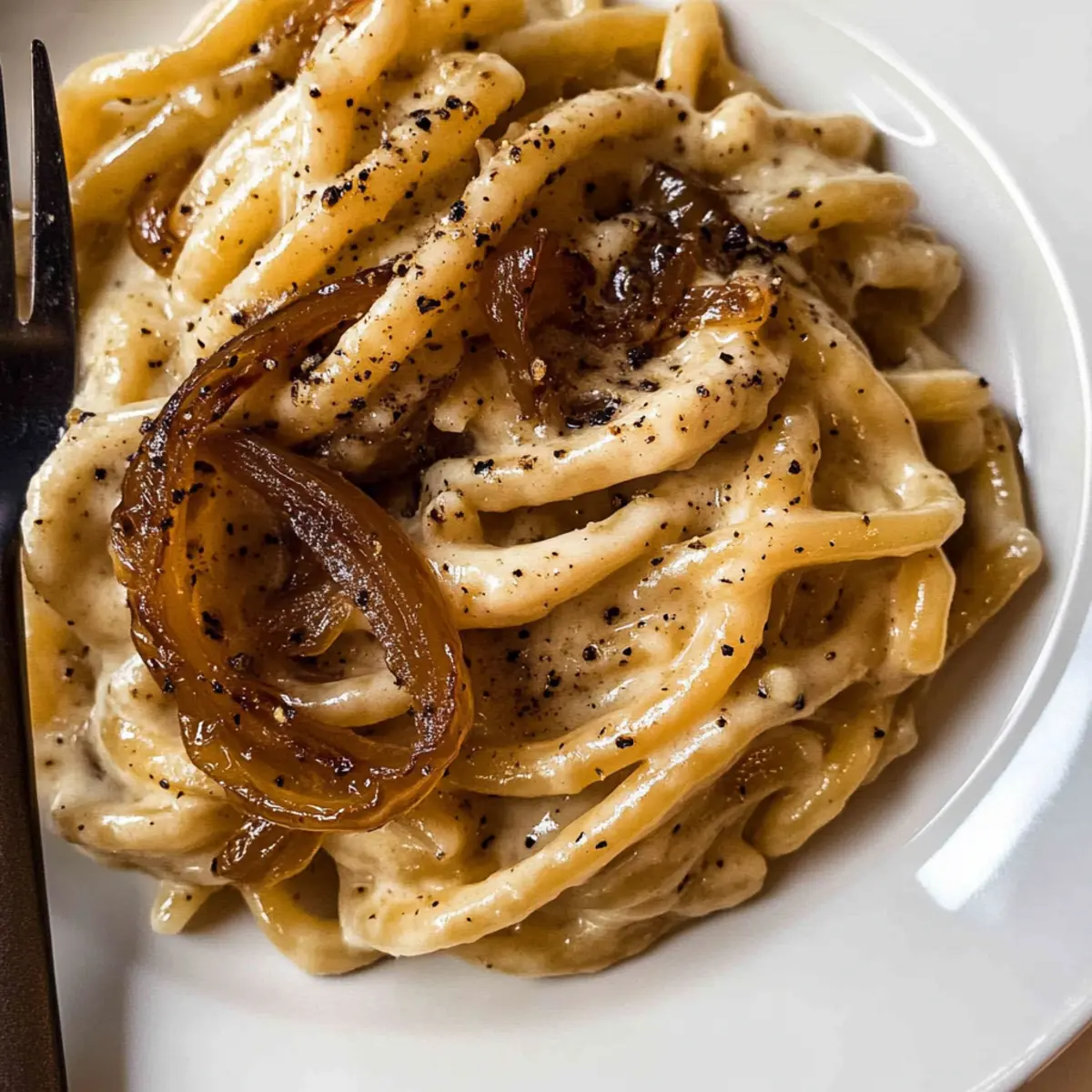 Cacio e Pepe with Caramelized Onions